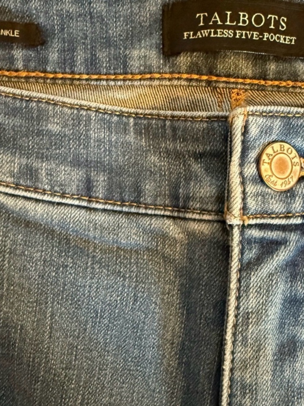Talbots Flawless Five-Pocket Embroidered Slim Ankle Jeans Size 16 - Picture 2 of 12